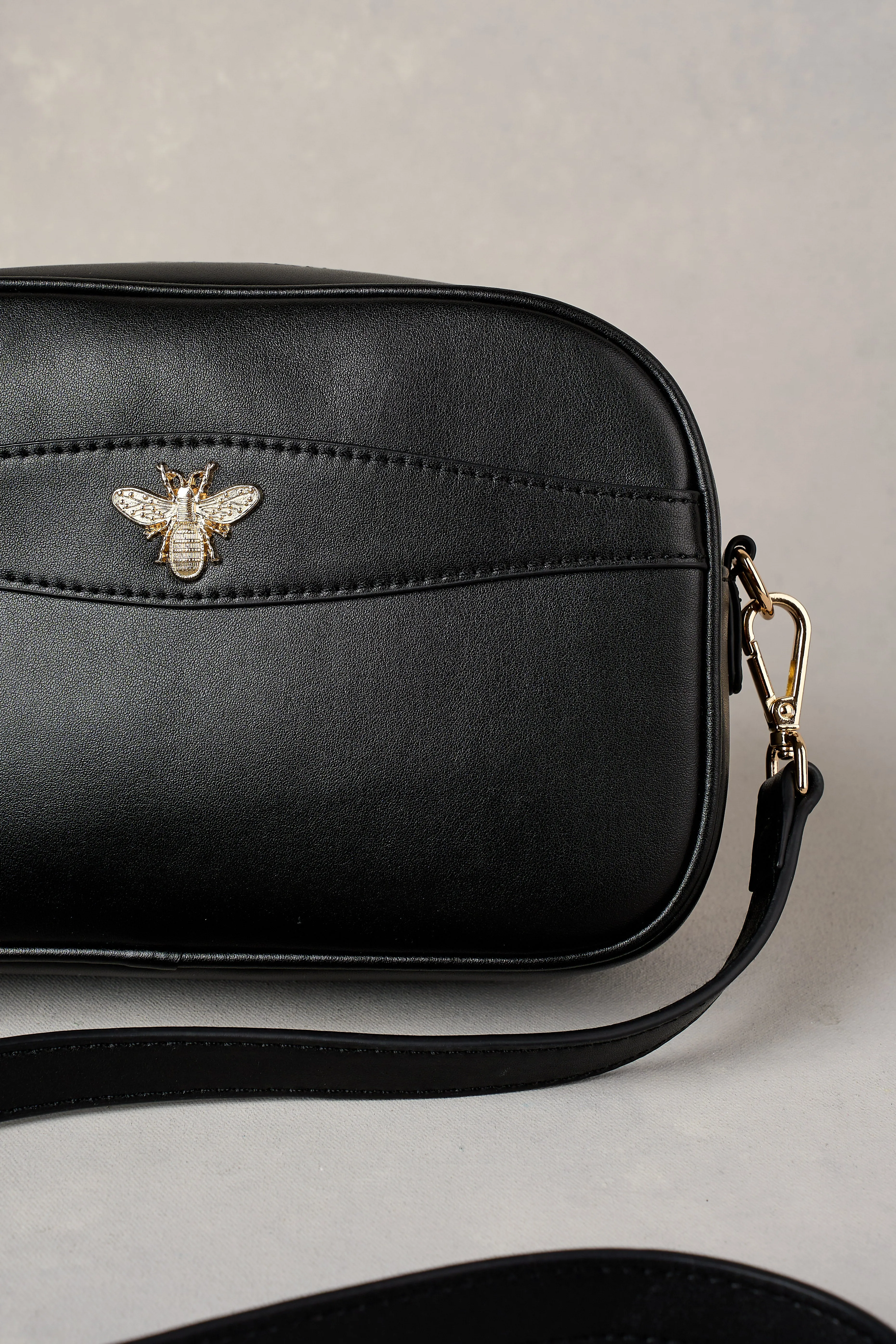 Bee Leather Camera Bag - Black