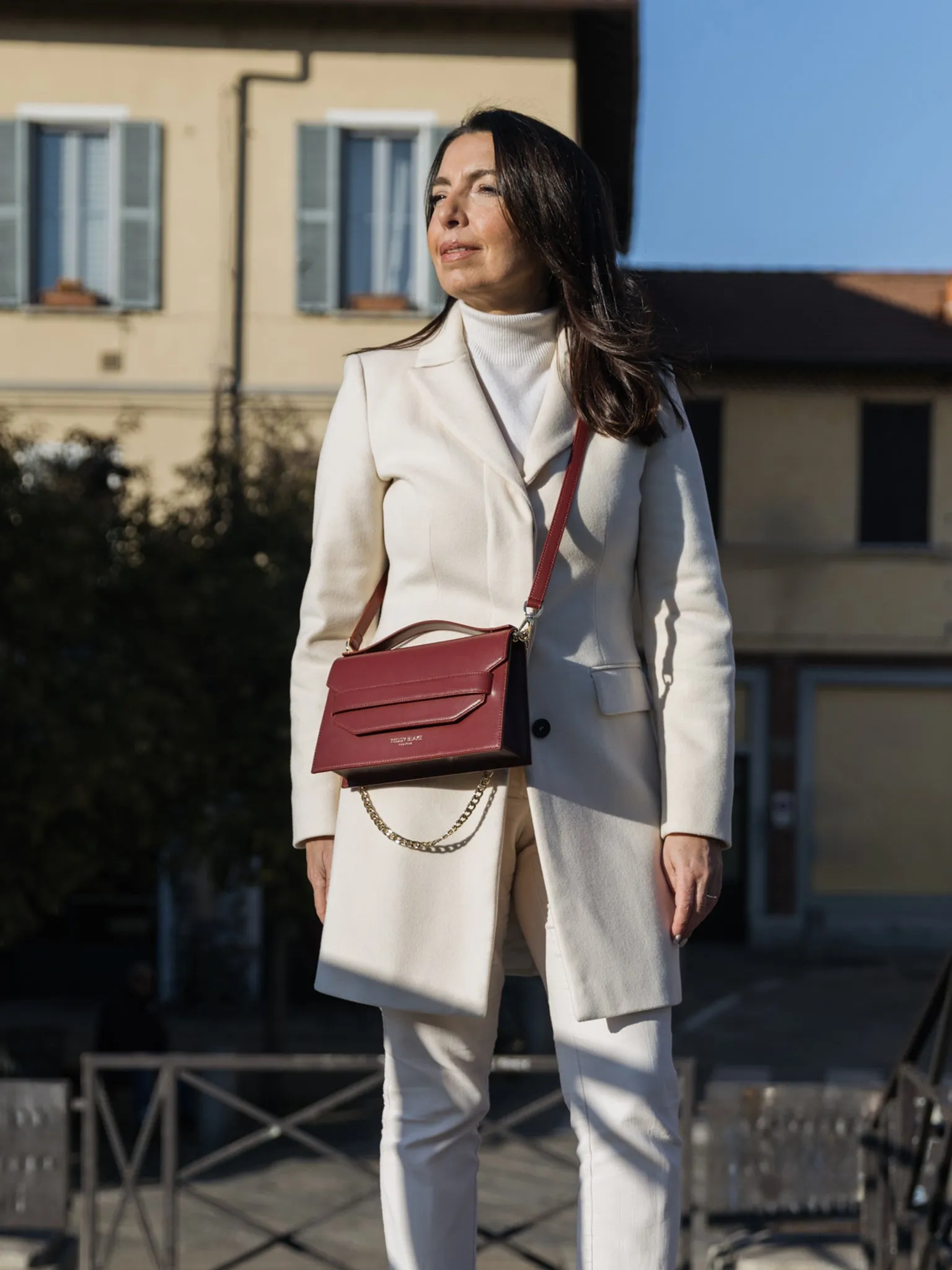 Cristina Vitello 10" - Dark Red