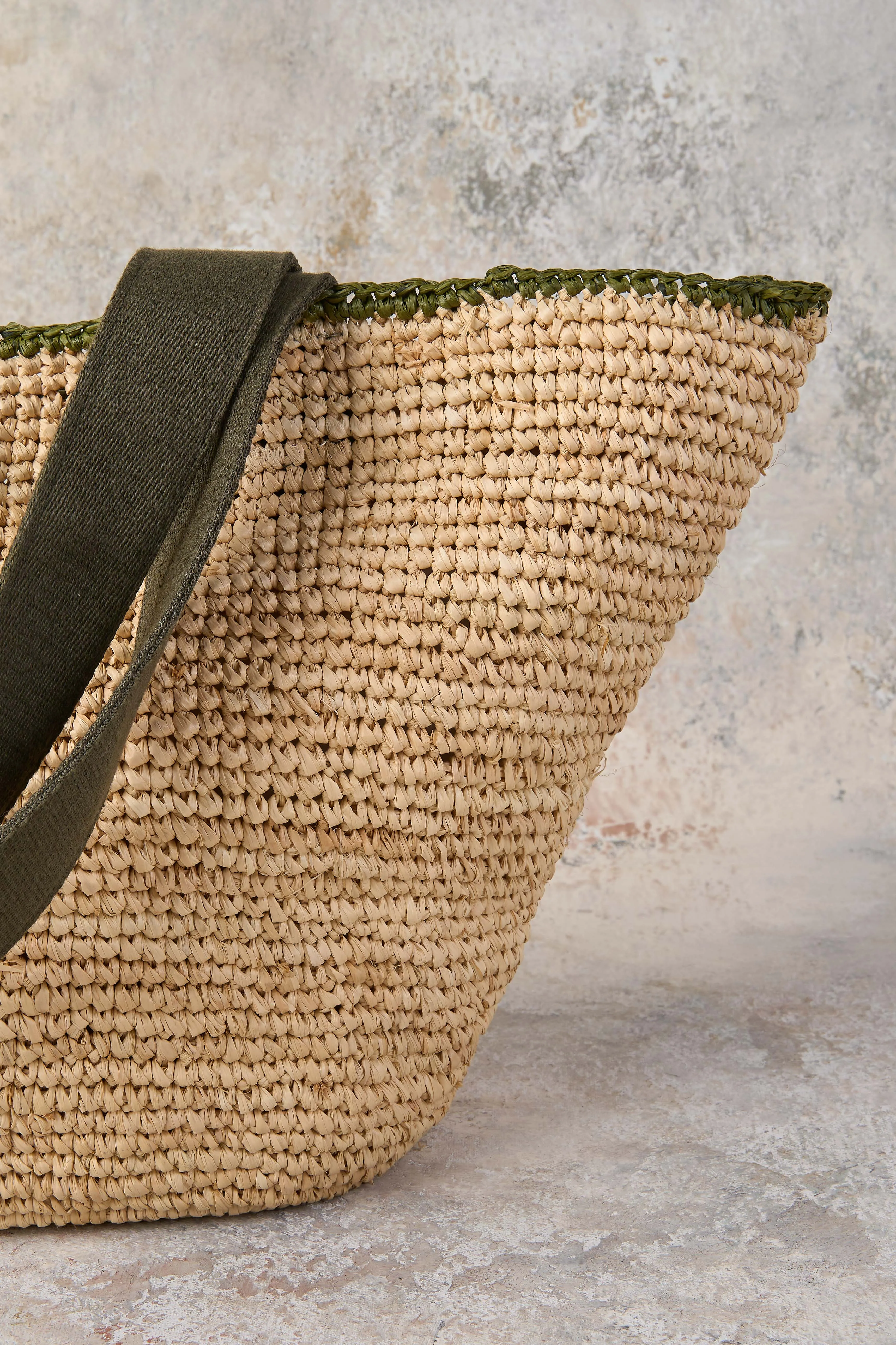 Crochet Raffia Woven Basket - Natural