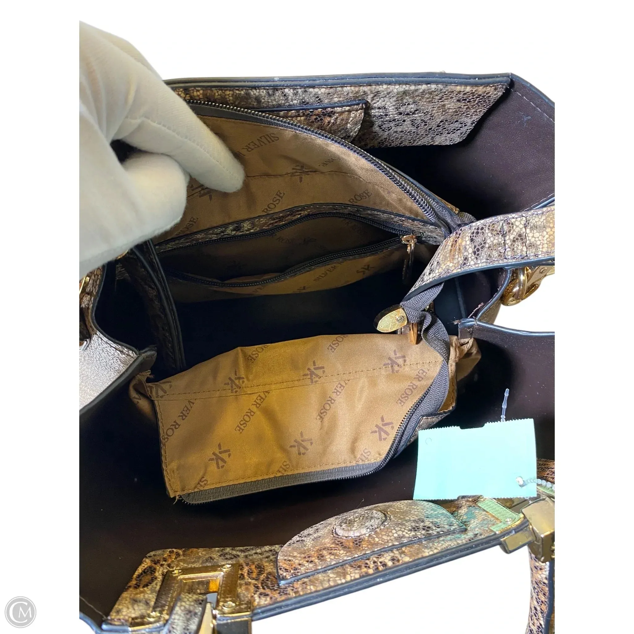 Crossbody By Clothes Mentor, Size: Medium
