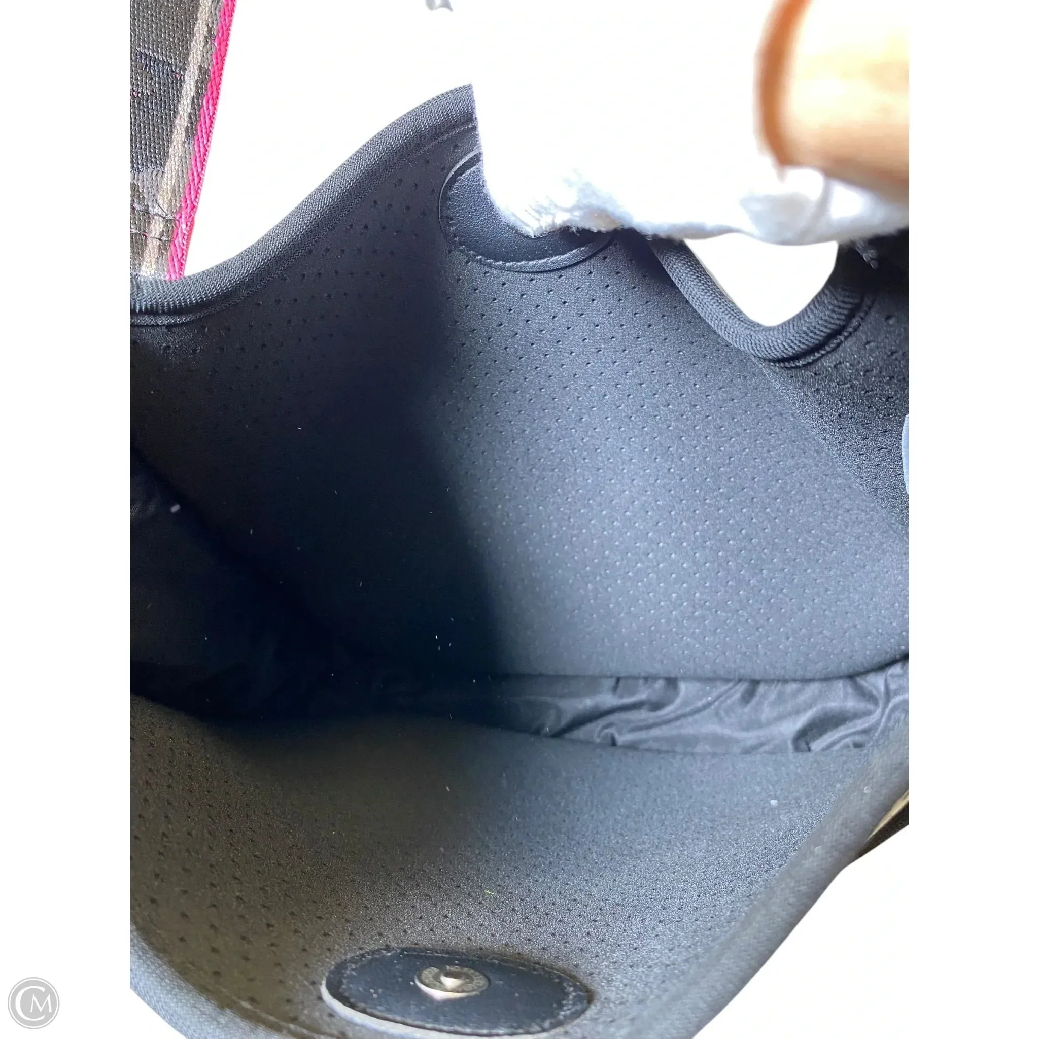 Crossbody By Clothes Mentor, Size: Medium