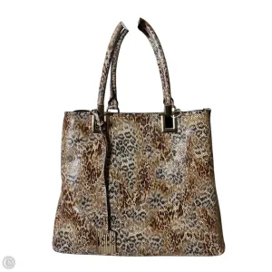 Crossbody By Clothes Mentor, Size: Medium