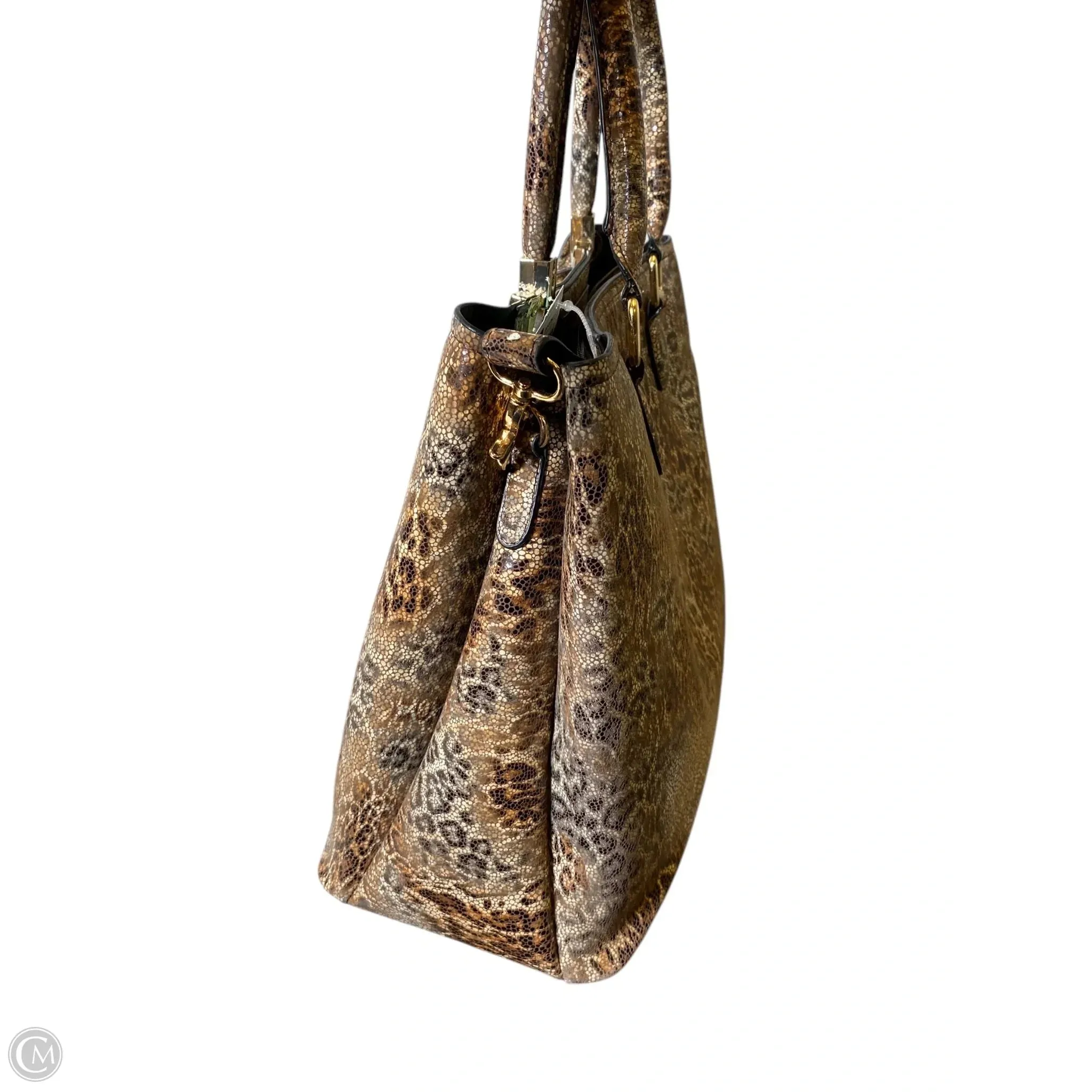 Crossbody By Clothes Mentor, Size: Medium