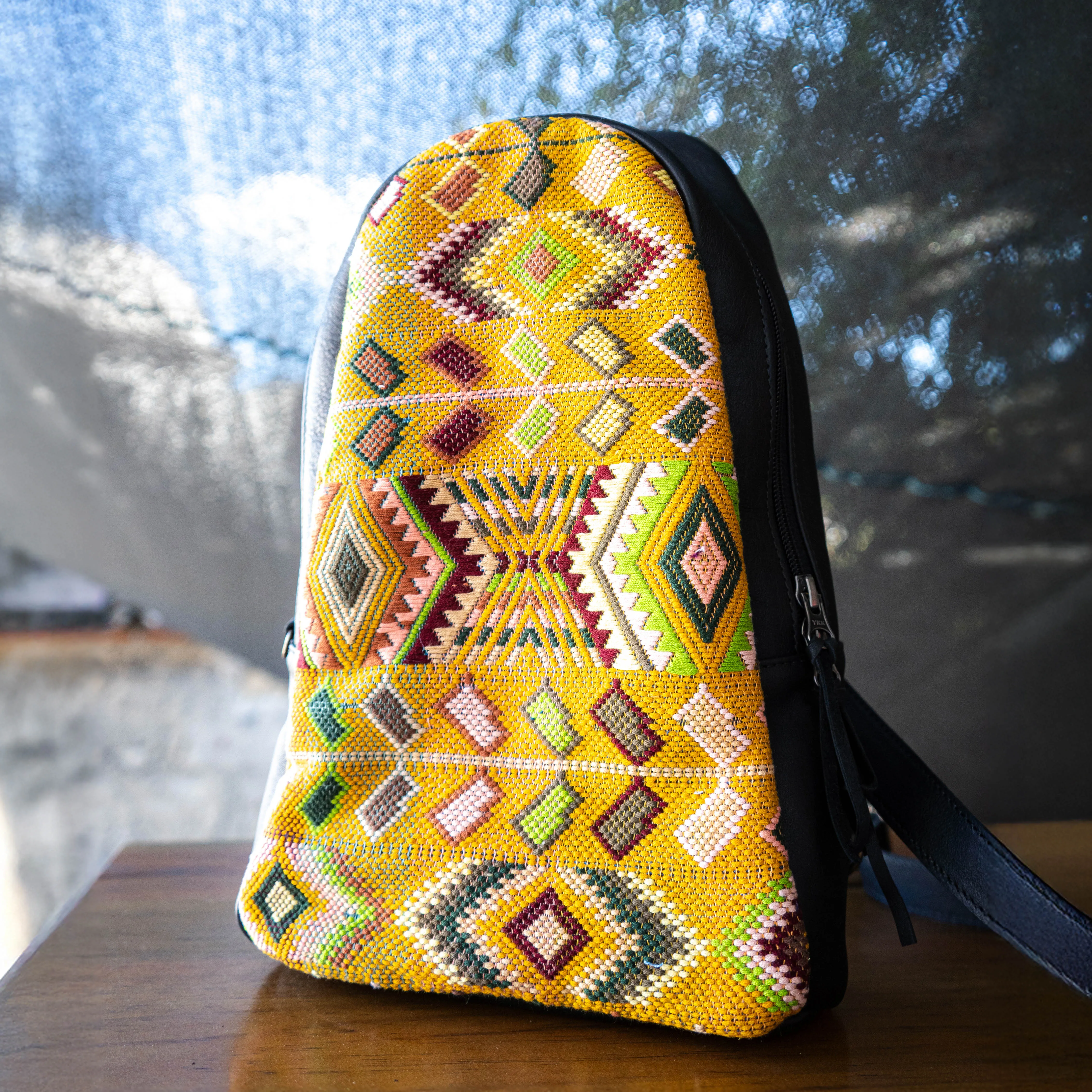 CROSSBODY SLING 2.0 - LARGE - H&S WHEAT - BLACK - NO. 15108