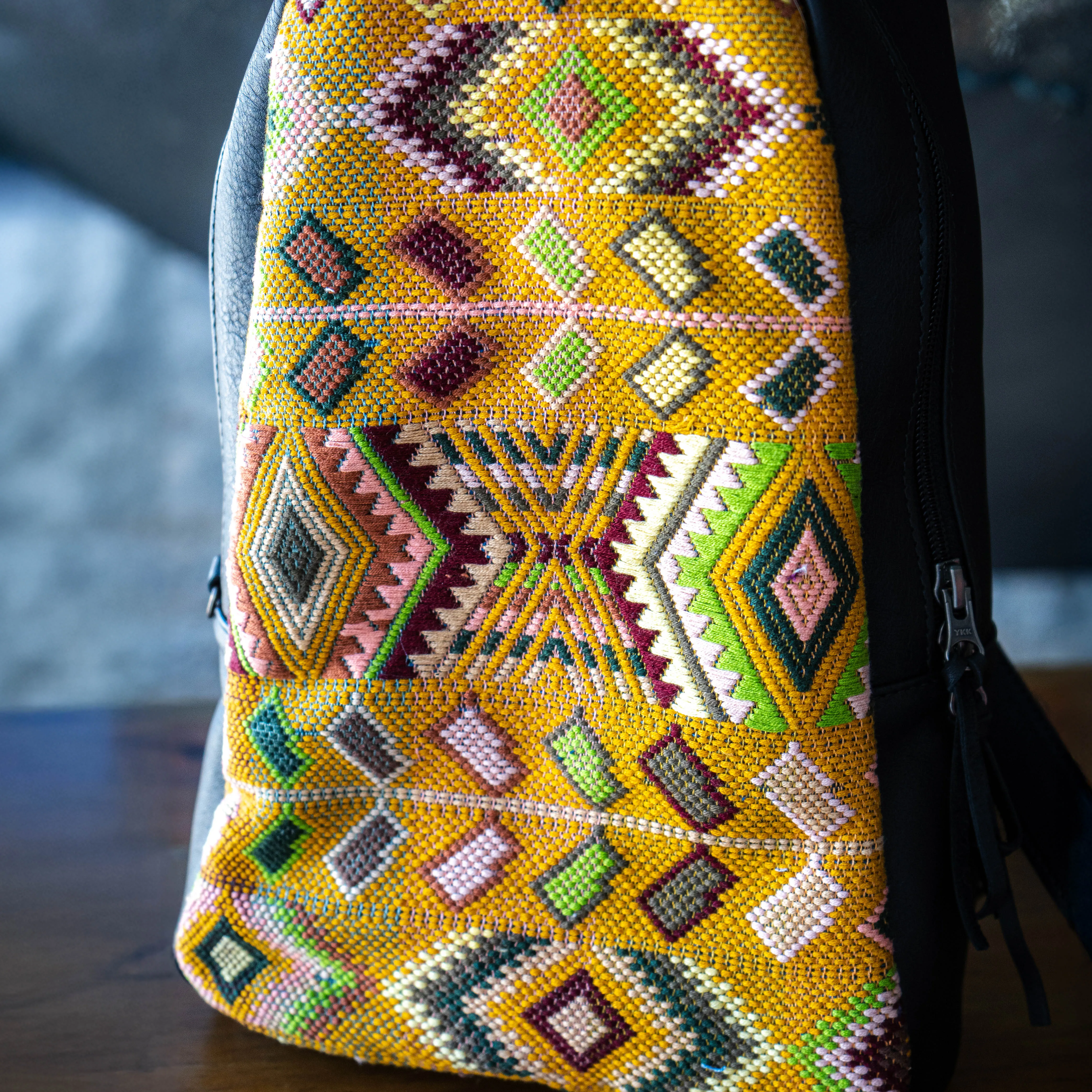 CROSSBODY SLING 2.0 - LARGE - H&S WHEAT - BLACK - NO. 15108