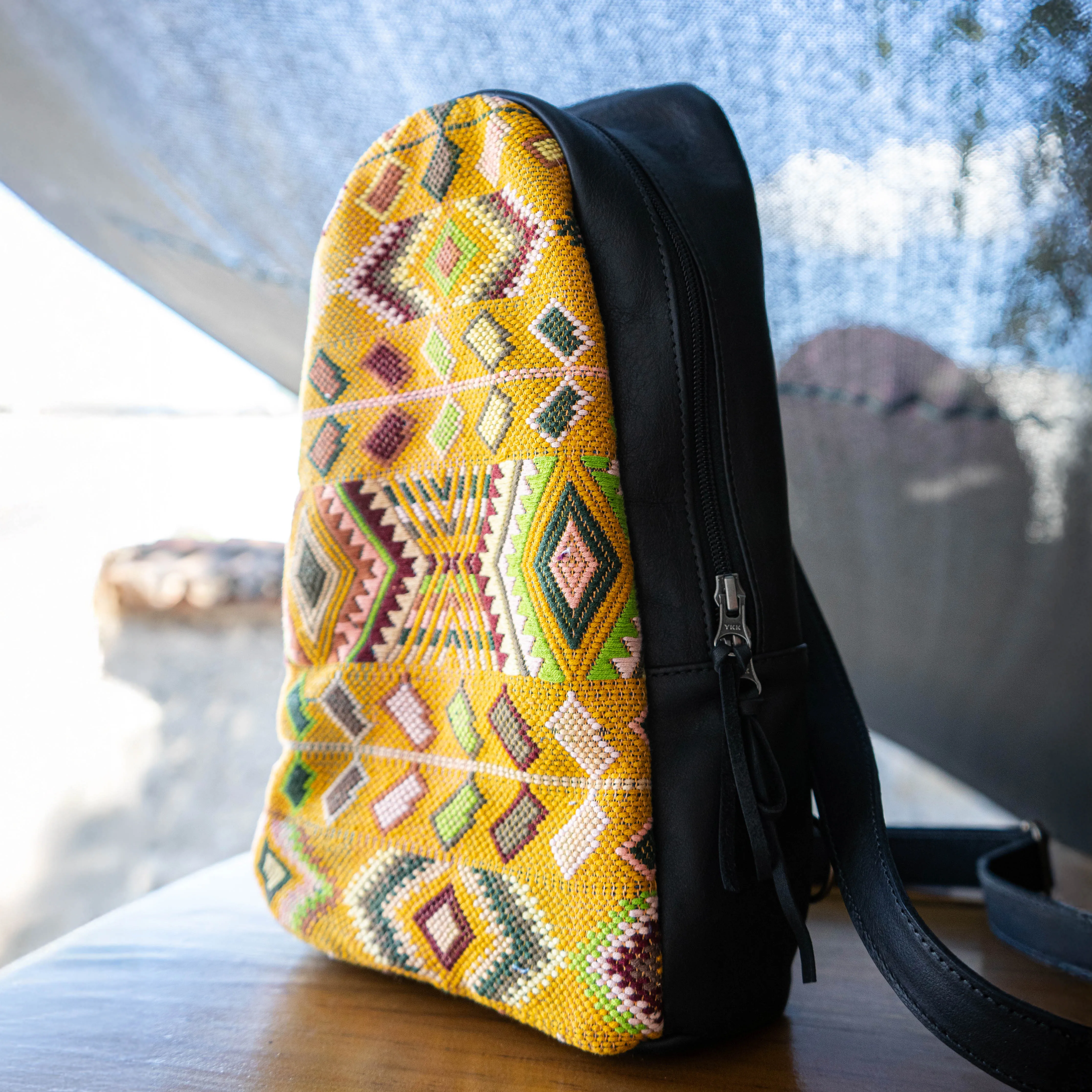 CROSSBODY SLING 2.0 - LARGE - H&S WHEAT - BLACK - NO. 15108