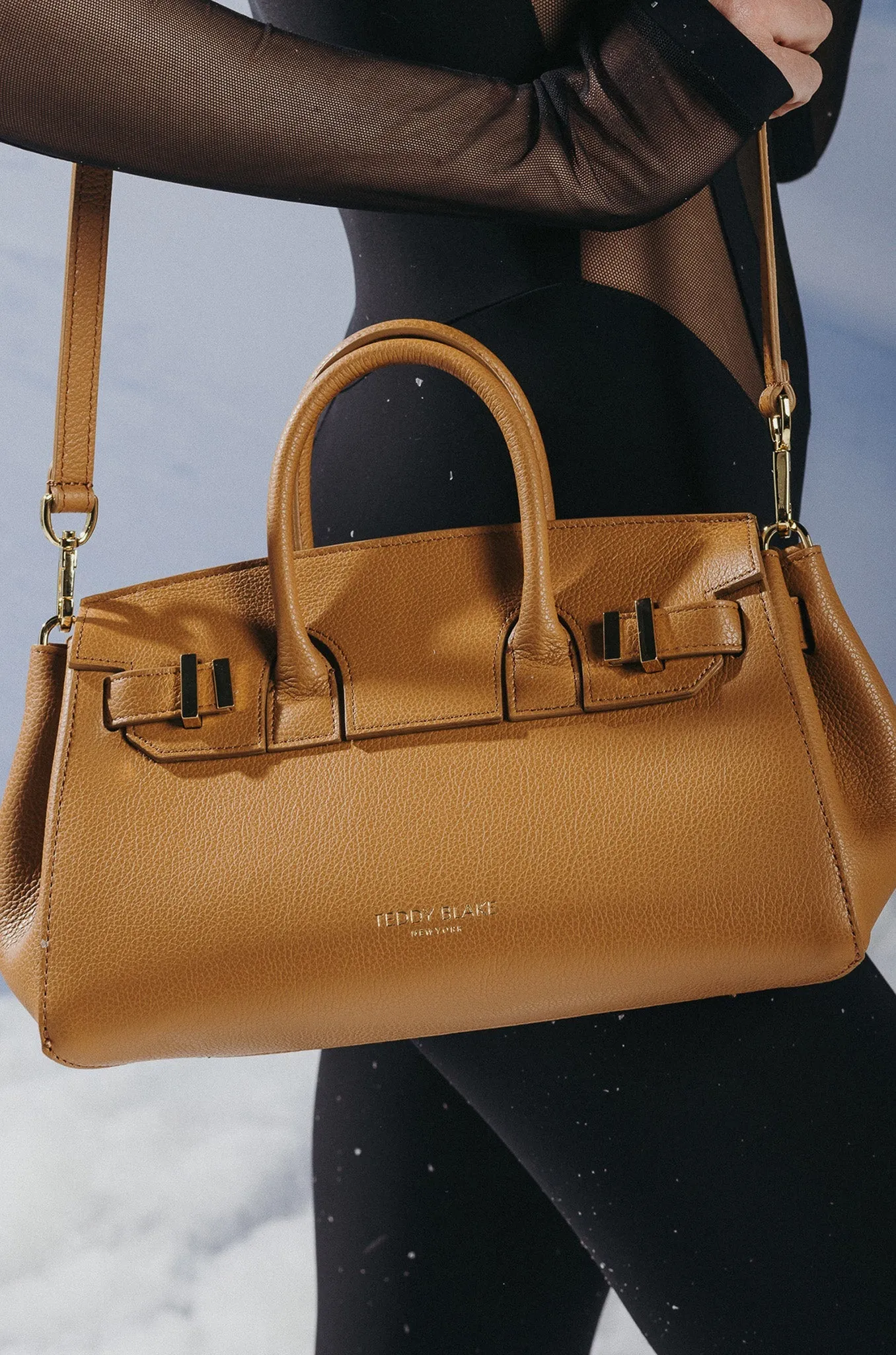 Gigi Low Dollarino  11" - Camel