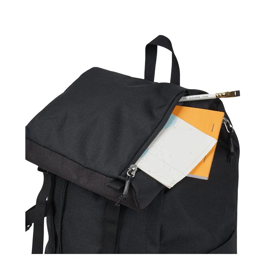 HELLOLULU Gio Utility Flap Backpack L Char.Black