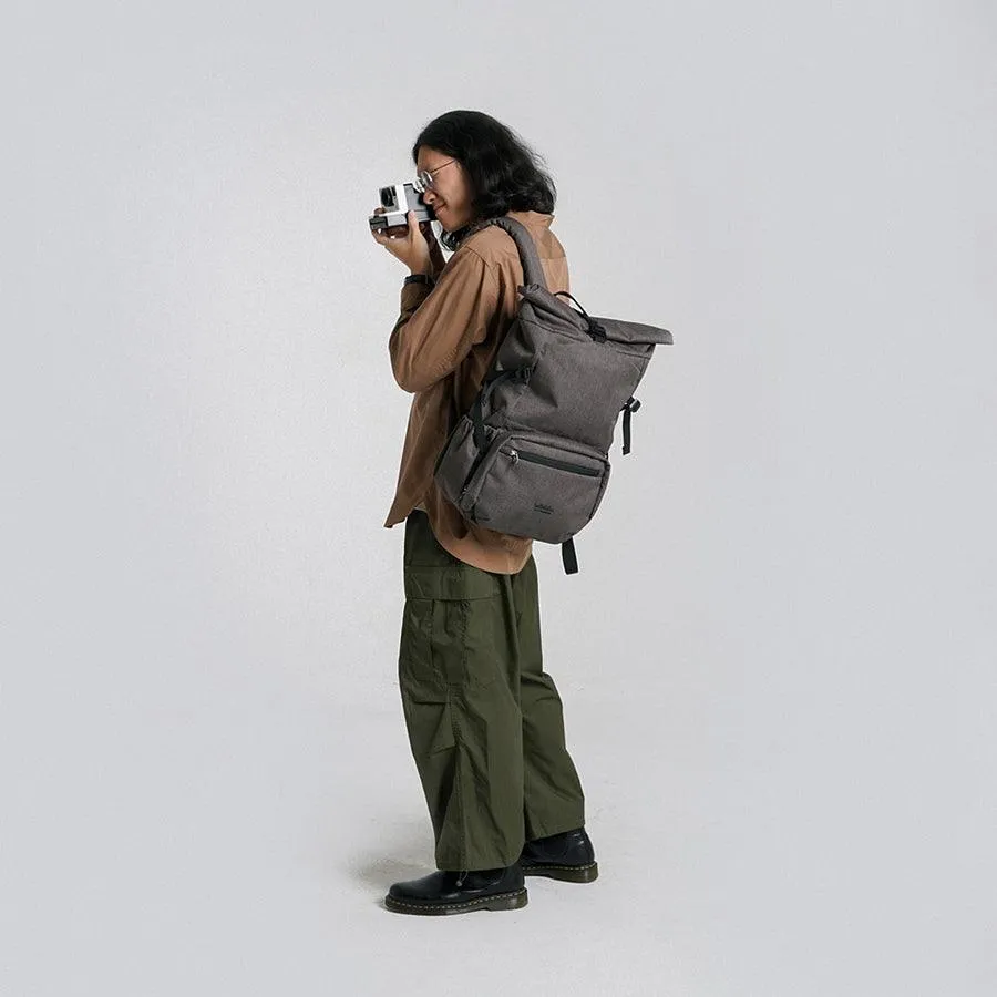 HELLOLULU Holger -DSLR Camera Backpack Stone