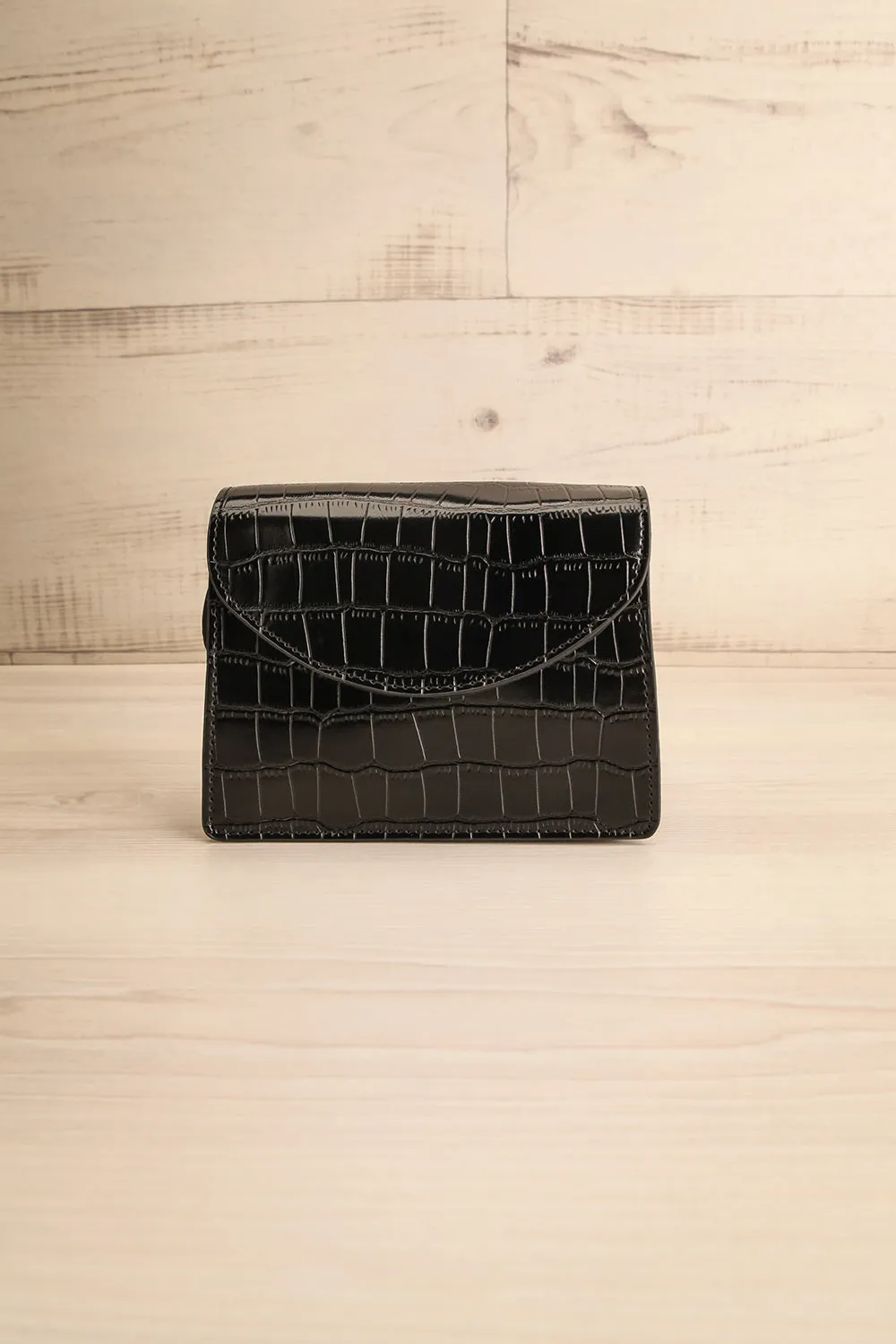 Oakland Black | Faux Croc Crossbody Bag