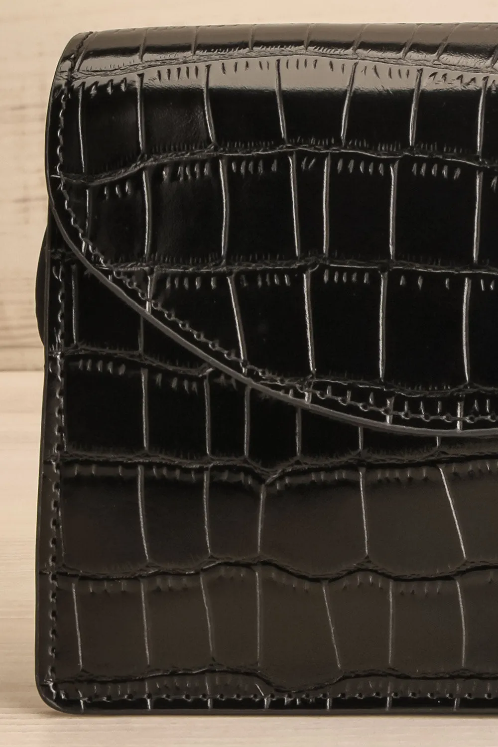 Oakland Black | Faux Croc Crossbody Bag