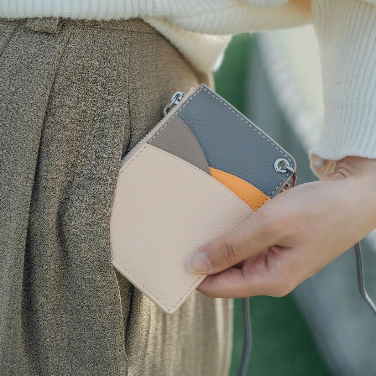 Robyn Leather ID Badge Holder