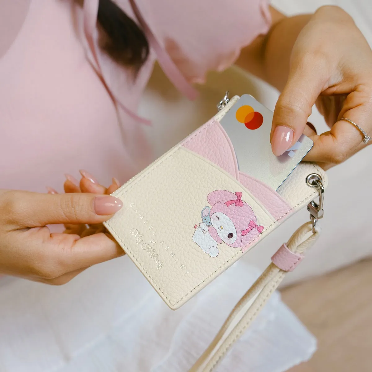 Samuel Ashley x Sanrio characters Leather ID Badge Holder