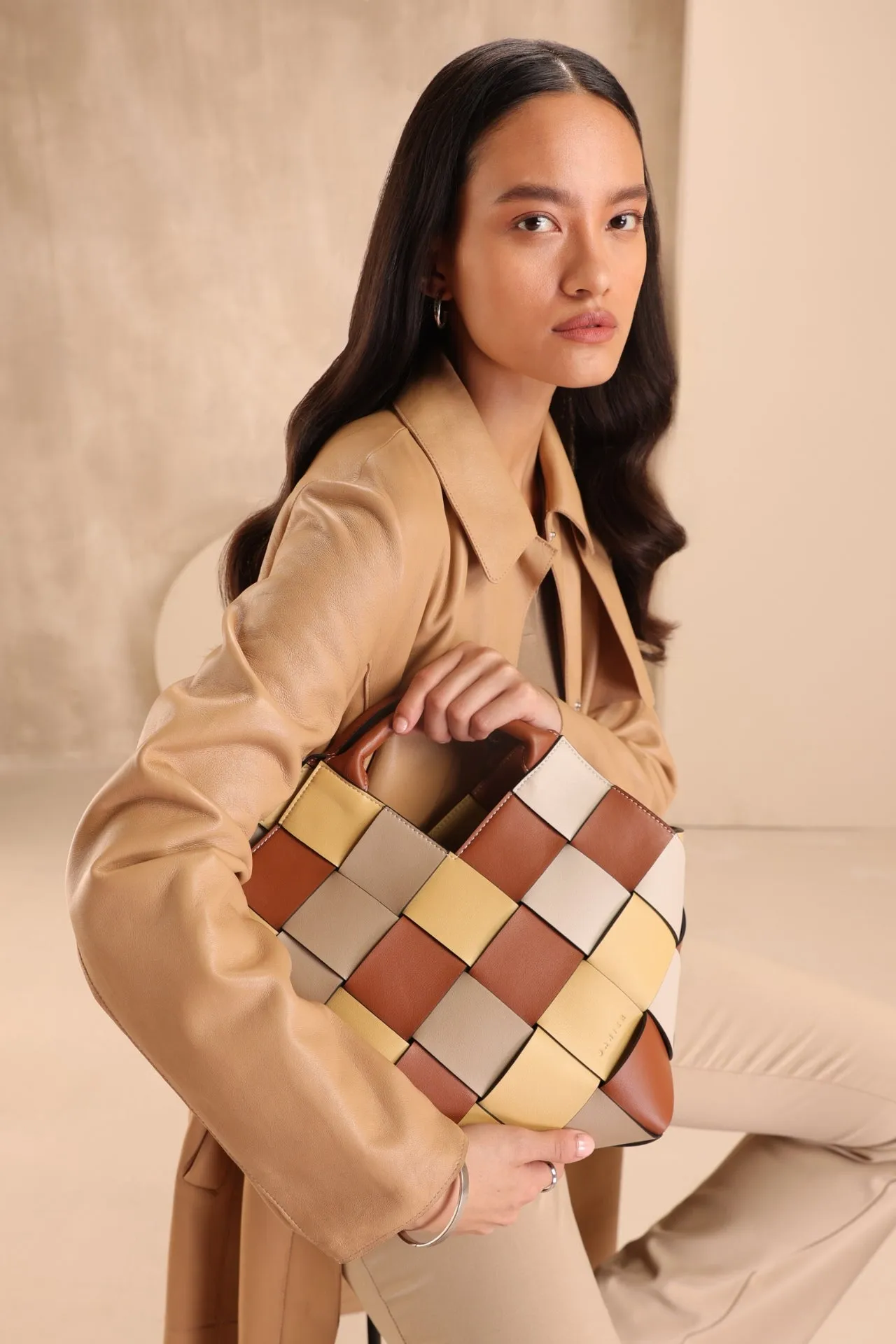 UMA TOTE
