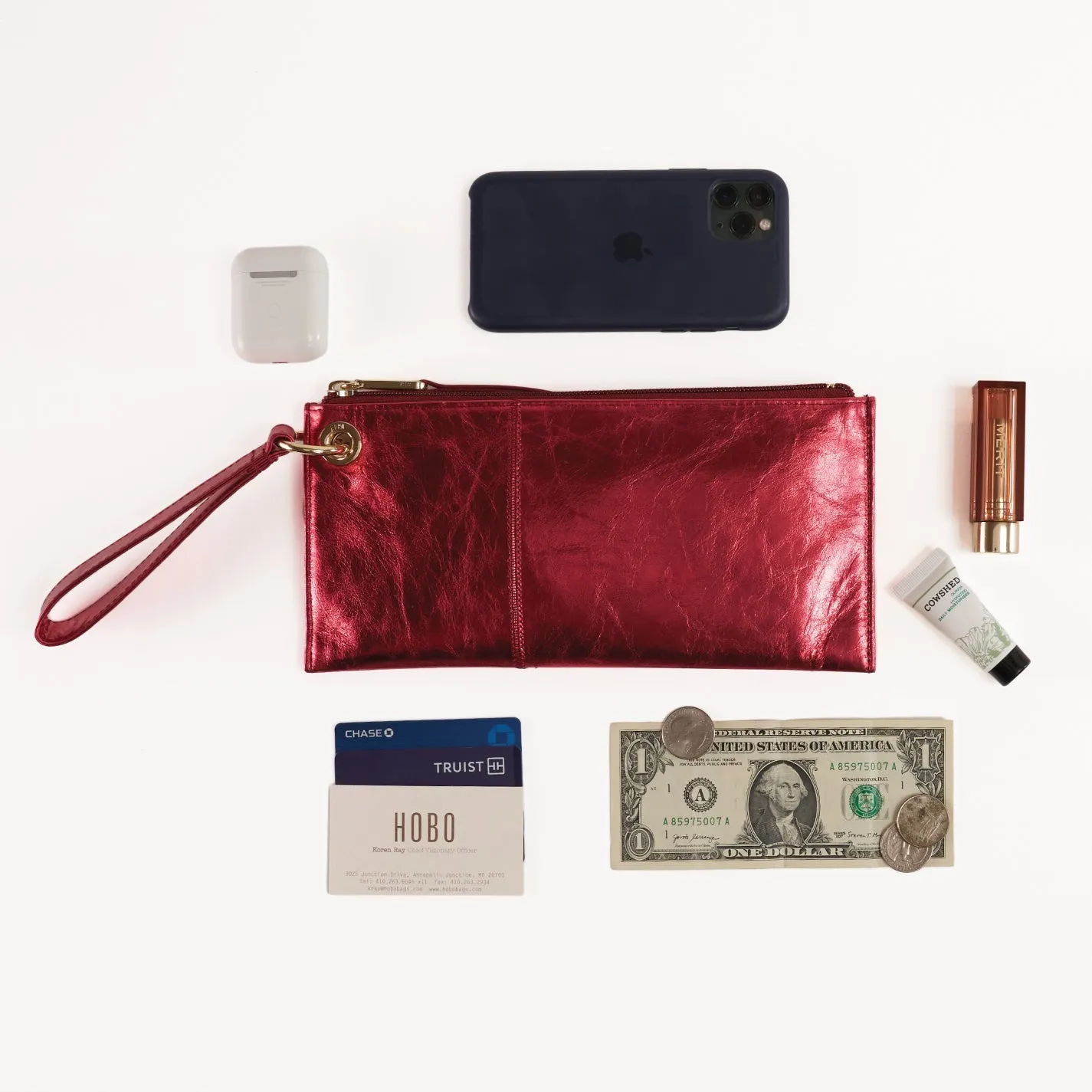 Vida Wristlet In Metallic Leather - Silver