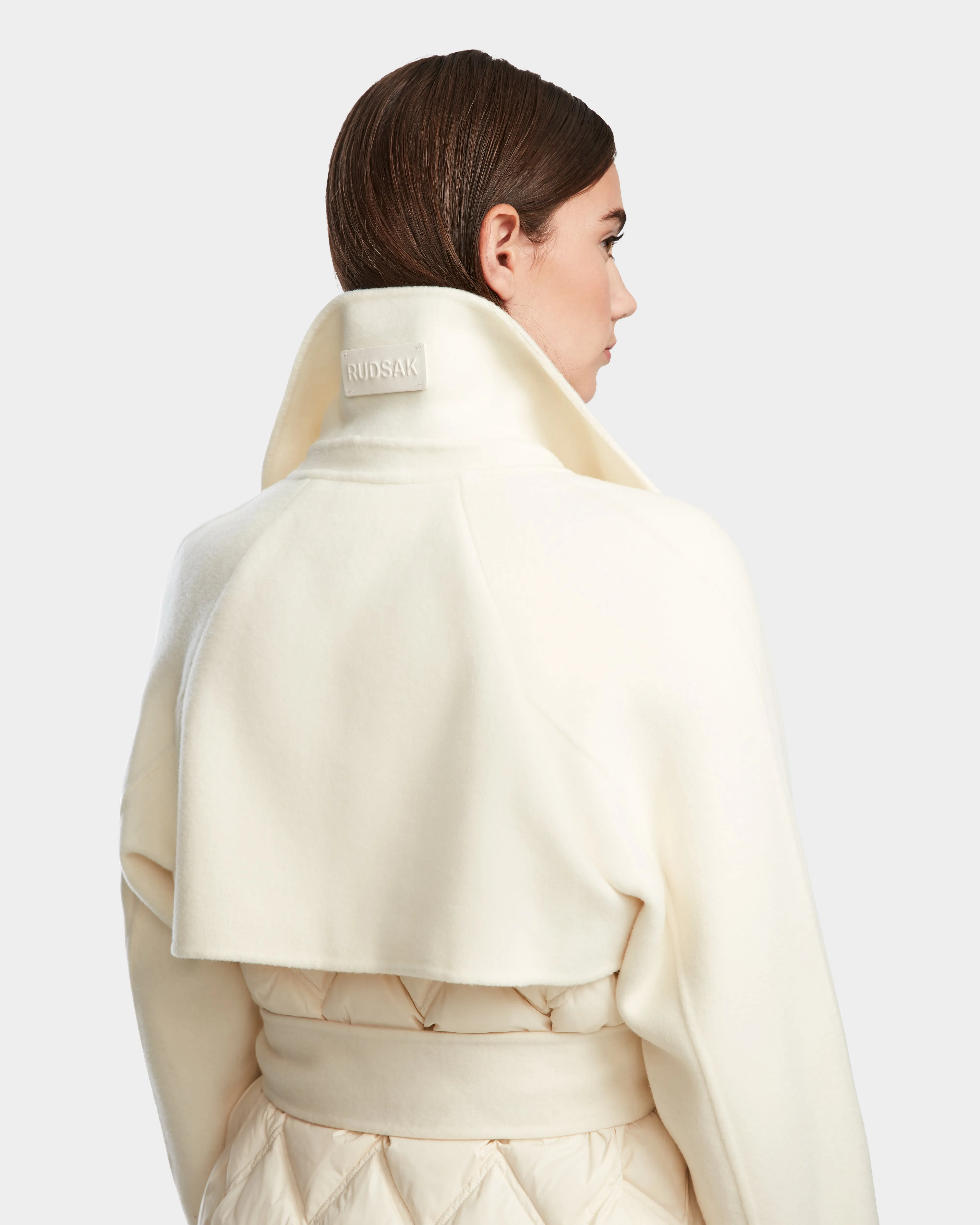 ZOE - 8124711 Iceland